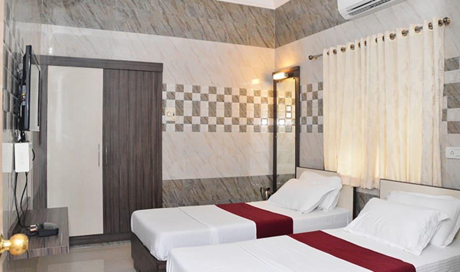 Suryas Guest House Ченнаї Екстер'єр фото
